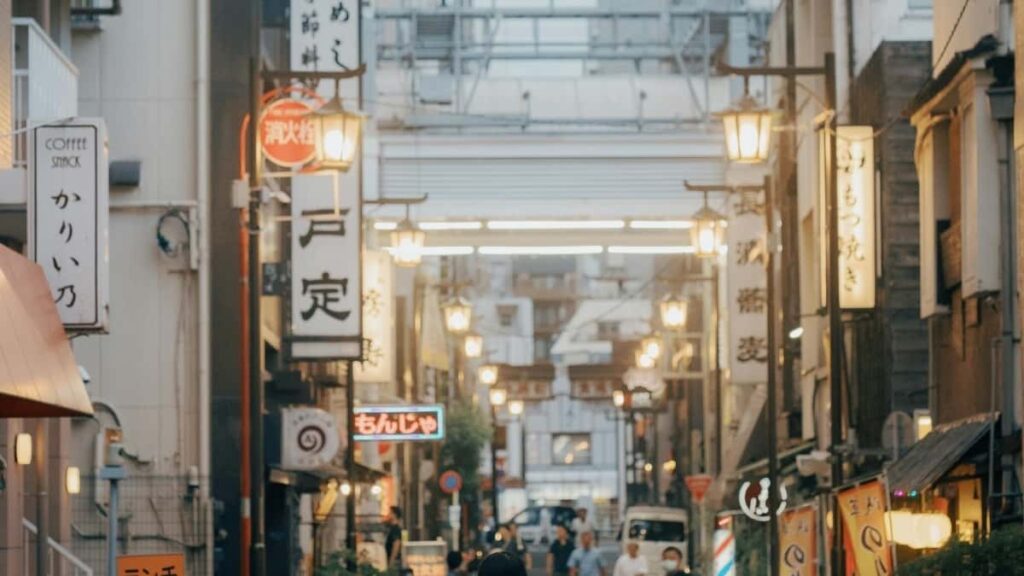 2025 Japan SNAPCHAT Full Category Advertising Rate Card za Slovenijo