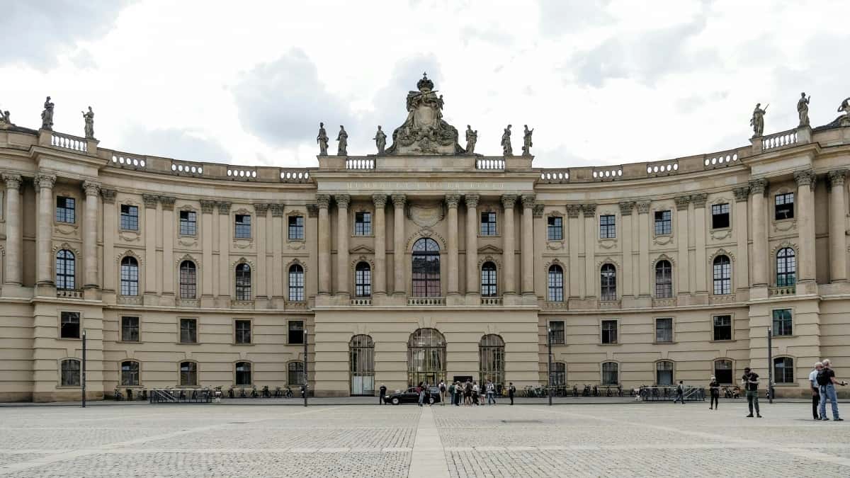 Creatorji: kako nagovoriti bolivijske znamke na eBay?