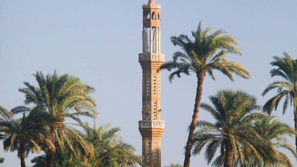 Prakticen vodic za slovenske creatorje: kako pristopiti k kanadskim znamkam na Disney Plus, pridobiti recenzije trendovskih izdelkov in izkoristiti micro-influencer strategije.