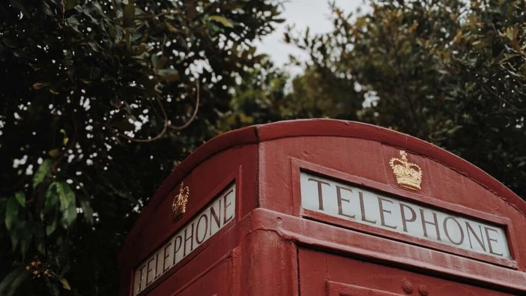 Praktcen vodic za slovenske oglasevalce: kje in kako najti libanonske ustvarjalce na Rumble za sponzorirane izzive, s konkretnimi kanalcki, tveganji in taktiko.