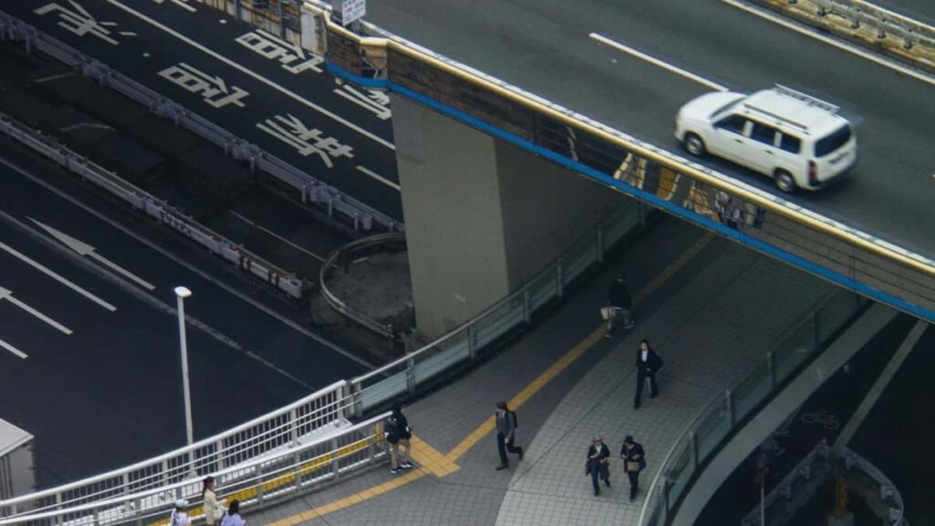 Praktcen vodic za slovenske oglasevalce kako odkriti, preveriti in sodelovati s Qatar TikTok ustvarjalci, da povecate prepoznavnost v gaming skupnostih.