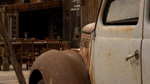 Prakticen nacrt za slovenske kreatorje: kako preko Viberja doseci panamske znamke, sodelovati z influencerji in ustvariti hype ob lansiranjih izdelkov.