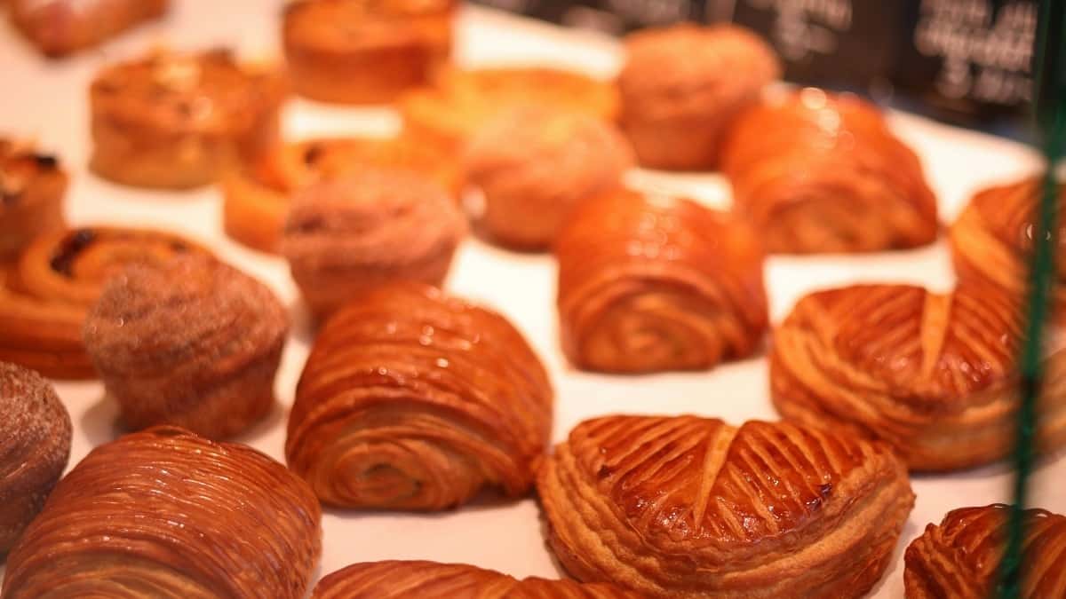 Kreatorka? Dobi španske beauty pogodbe prek Viberja