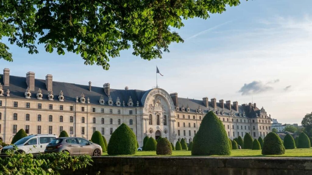 Prakticen vodic za slovenske oglasevalce: kako najti, preveriti in sodelovati z ustvarjalci iz Azerbajdzana na Pinterestu za lokalizacijo blagovne znamke.