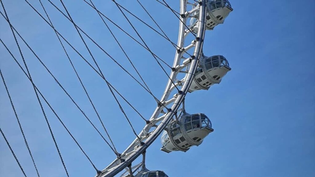 Prakticen vodic za slovenske oglasevalce: kje in kako najti mongolske ustvarjalce, ki delajo vsebine za Hulu, ter kako zagnati affiliate kampanje preko influencerjev.