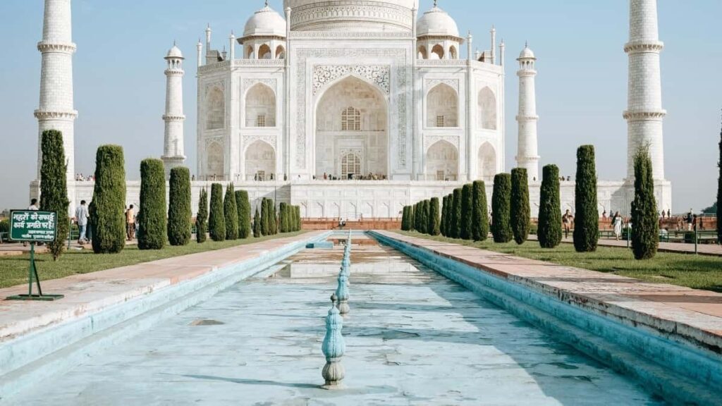 Praktcen vodic za slovenske oglasevalce: kako locirati, preveriti in angazirati norveske Apple Music ustvarjalce za promocijo mobilnih iger taktike, platforme in hitro checklisto.