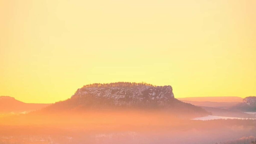 Prakticen vodnik za slovenske oglasevalce: kje in kako najti argentinske ustvarjalce, ki delajo vsebine za Hulu/streaming, za hitre teste produktnih konceptov.