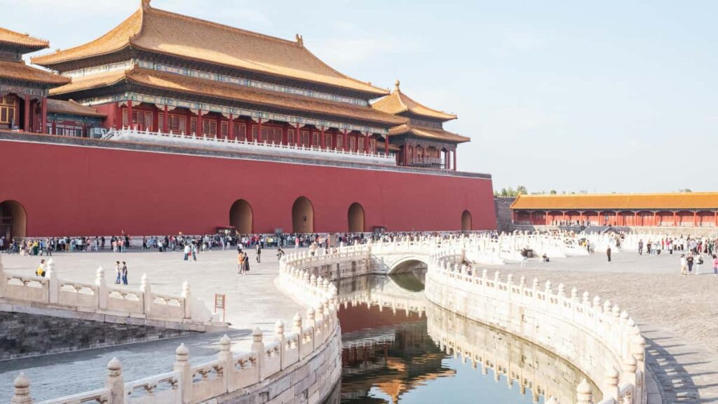 Praktcen vodic za slovenske oglasevalce: kako izbrati in najti danske LinkedIn kreatorje, ki bodo promovirali lokalne ture strategije, orodja in primeri 2026.