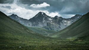 Prakticen vodic za slovenske ustvarjalce: kako se povezati s francoskimi znamkami na Bilibili za reakcijske videe na pesmi. Taktike, primeri in vaje za uspeh.